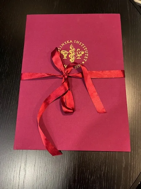 Gift from KI to Her Majesty Silvia.