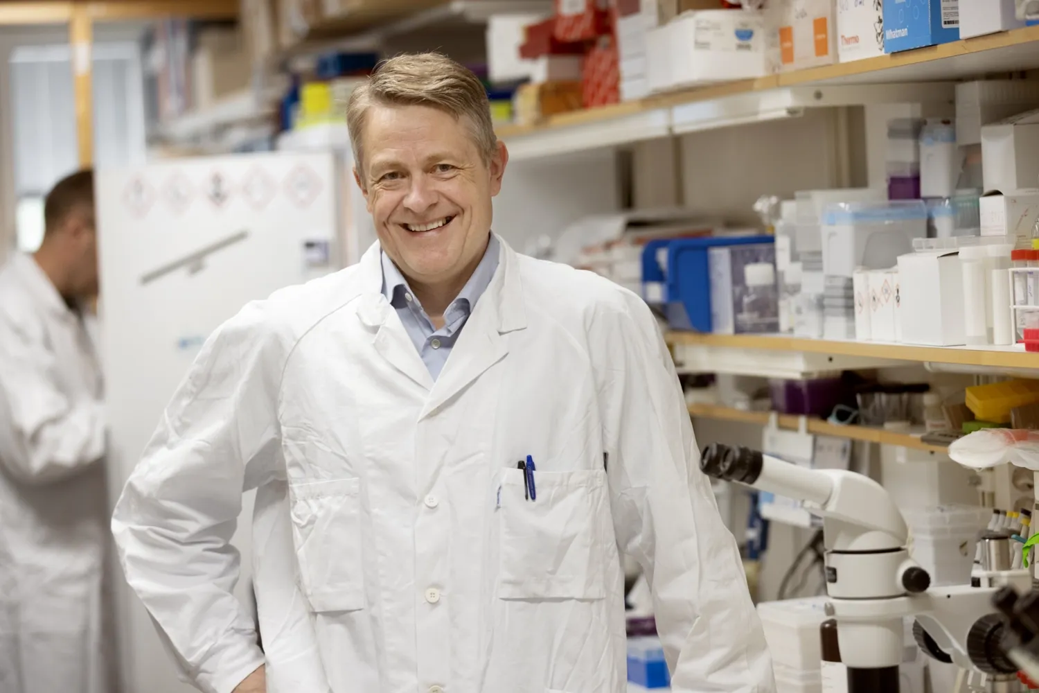 Portrait of Ola Nilsson in lab environment.