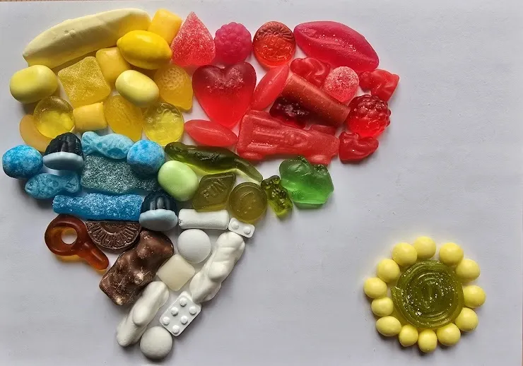 A brain figure built with candy.