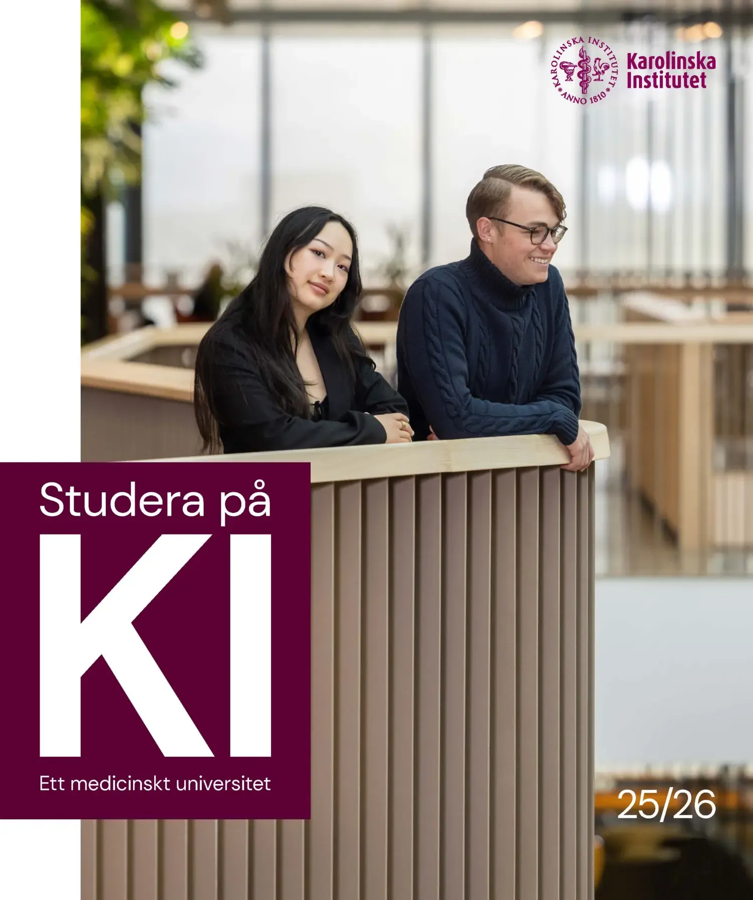 Två studenter i Biomedicum