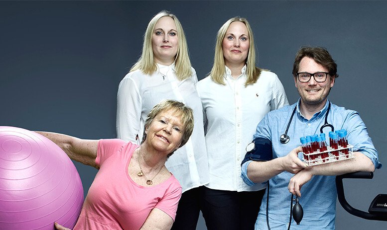 Group image with people who have participated in clinical studies.