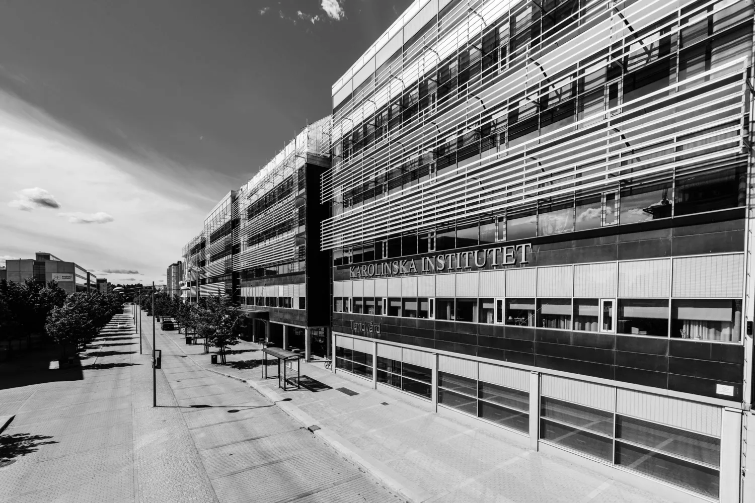 Fasaden på Alfred Nobels allé 8.