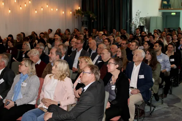 Audience from FyFas 75th anniversary celebration