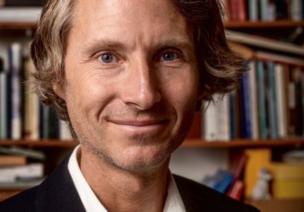 Portrait photo of Joakim Olbers.